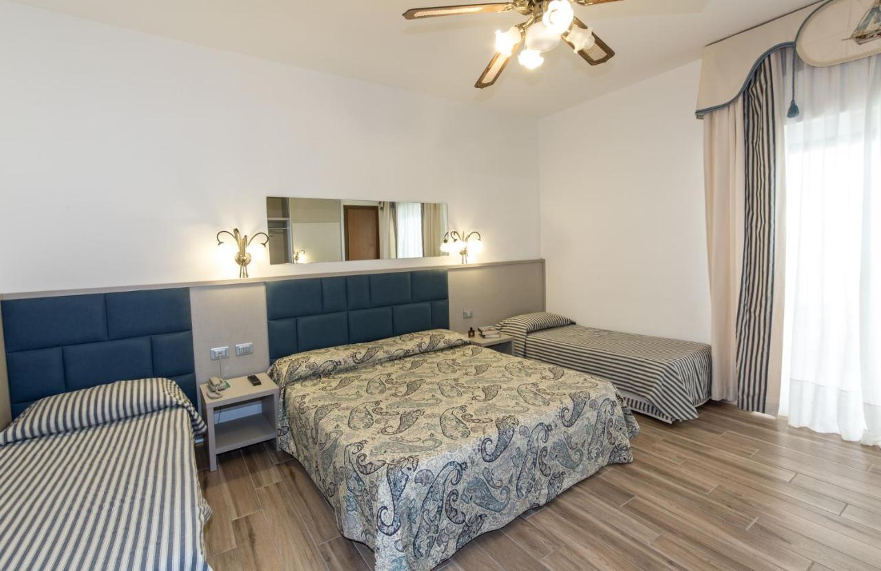 לידו די ג'סולו Hotel Nettuno מראה חיצוני תמונה