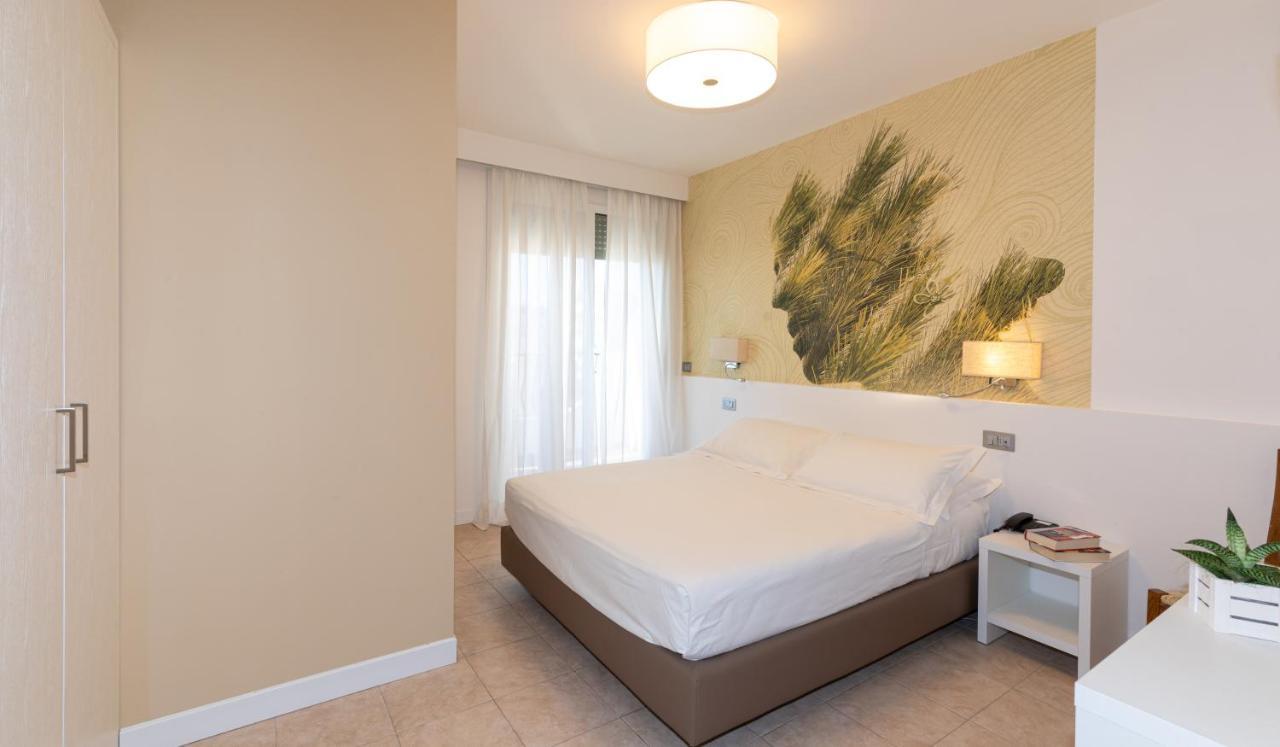 לידו די ג'סולו Hotel Nettuno מראה חיצוני תמונה