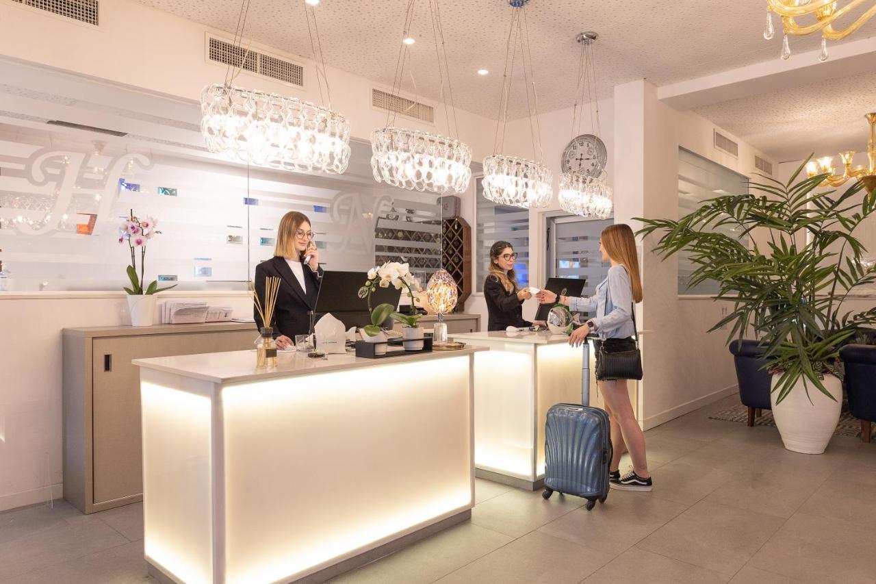 לידו די ג'סולו Hotel Nettuno מראה חיצוני תמונה